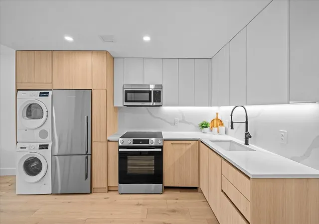 2nd image of 107 Schaefer St #4C, Brooklyn, NY 11207 | MLS# RLS20089308