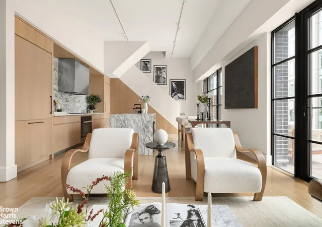 4th image of 517 W 29Th St, New York City, NY 10001