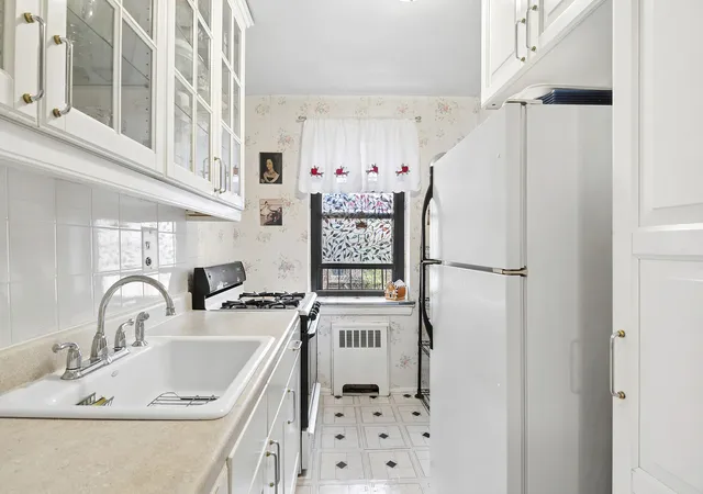 3rd image of 32-40 91St St #408, East Elmhurst, NY 11369 | MLS# RLS20089402