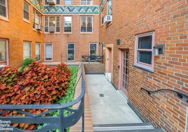 1st image of 235 E 22Nd St, New York City, NY 10010