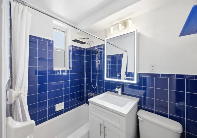 5th image of 46-01 39Th Ave, New York, NY 11104