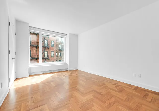 Photo 4 of House for sale at 240 Riverside Blvd #80, New York, NY 10069 | MLS# RLS20089476 | Listing updated on 2026-05-18