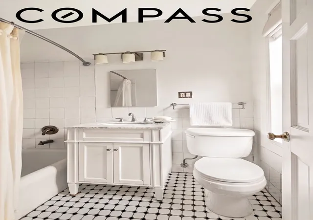 5th image of 400 Lincoln Pl, New York City, NY 11238