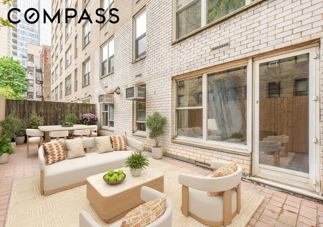 Listing Photo 2 - Condo for sale in building located at 207 E 74Th St, New York City, NY 10021 - Unit #1L