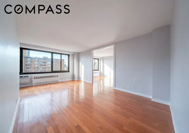 2nd image of 195 Willoughby Ave #1518, New York City, NY 11205 | MLS# RLS20089651