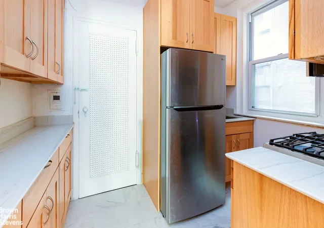 Photo 2 of Sale Pending at 27 W 55th Street #44, New York, NY 10019 | MLS# RLS20089711 | Listing updated on 2026-06-16