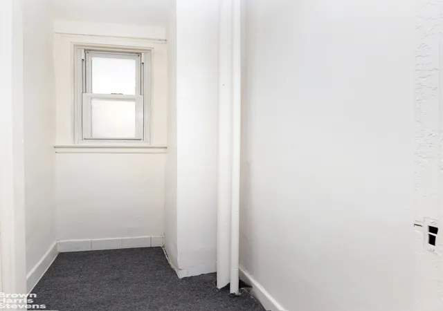 Photo 3 of Sale Pending at 27 W 55th Street #44, New York, NY 10019 | MLS# RLS20089711 | Listing updated on 2026-06-16