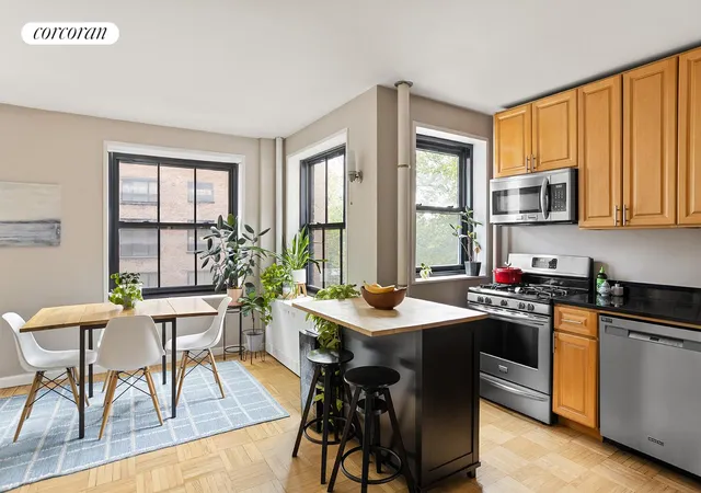 Photo 4 of Sale Pending at 361 Clinton Ave #3A, Brooklyn, NY 11238 | MLS# RLS20089738 | Listing updated on 2026-06-10
