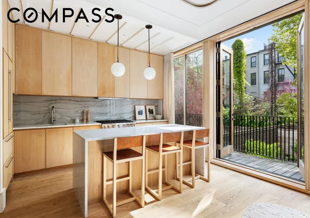 Photo 4 of Single family home for sale at 479 Henry St, Brooklyn, NY 11231 | MLS# RLS20087105 | Listing updated on 2026-07-13