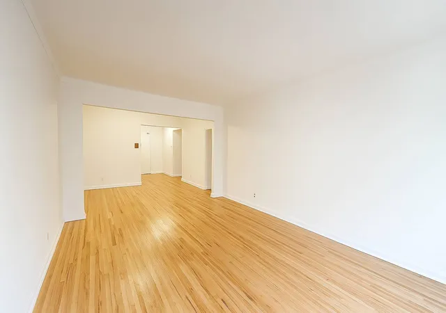 2nd image of 915 E 17Th St #302, New York City, NY 11230 | MLS# RLS20089844