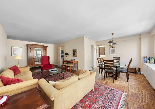 Listing Photo 4 - Condo for sale in Mayfair Towers located at 15 W 72Nd St, New York, NY 10023 - Unit #8C