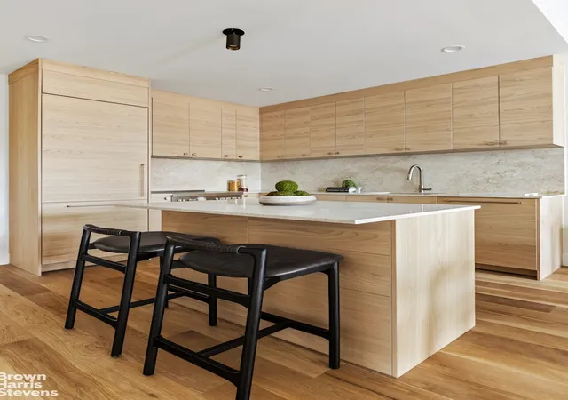 4th image of 212 Huron St, New York City, NY 11222