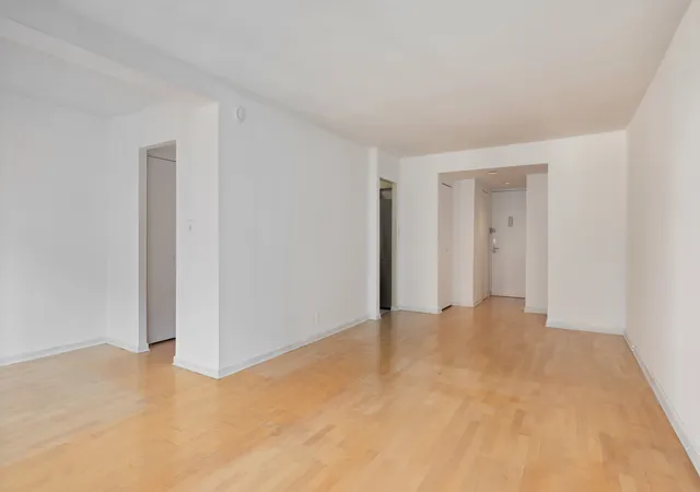 5th image of 220 E 67Th St #10A, New York City, NY 10065 | MLS# RLS20089967