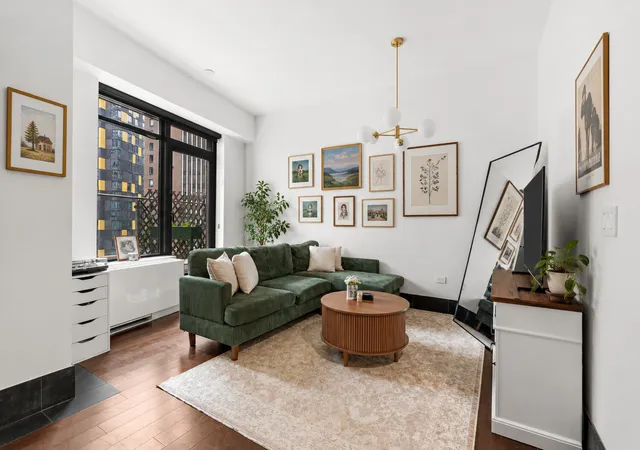 Photo 1 of Sale Pending at 40 Broad St #24E, New York, NY 10004 | MLS# RLS20090215 | Listing updated on 2026-07-23