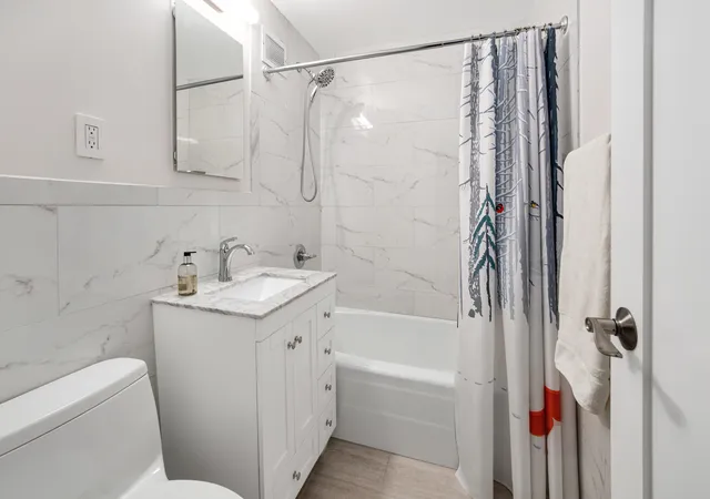 4th image of 205 W End Ave #6D, New York, NY 10023 | MLS# RLS20090255