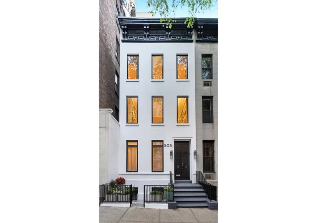 Photo 2 of Single family home for sale at 505 E 84th Street #TH, New York, NY 10028 | MLS# RLS20090267 | Listing updated on 2026-05-11