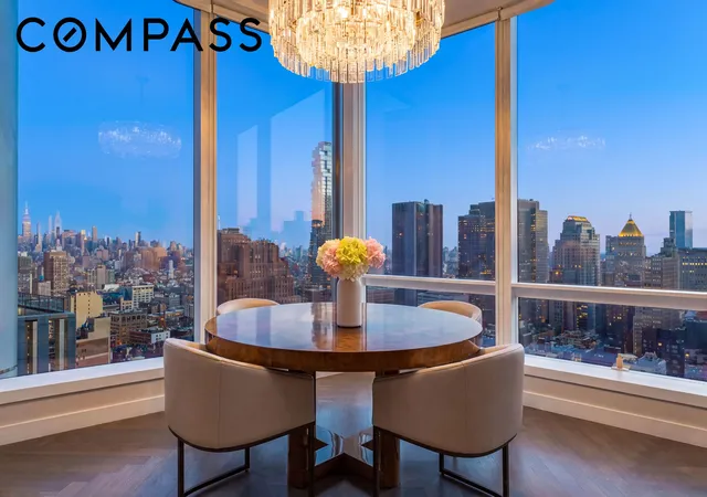 4th image of 111 Murray St, New York City, NY 10007
