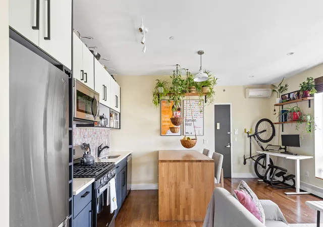 Photo 3 of Sale Pending at 805 5th Avenue #5B, Brooklyn, NY 11232 | MLS# RLS20090375 | Listing updated on 2026-07-21