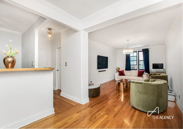 2nd image of 512 Kappock St #2J, Bronx, NY 10463 | MLS# RLS20090383