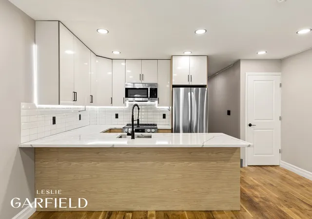 2nd image of 334 E 116th St, New York, NY 10029 | MLS# RLS20090391
