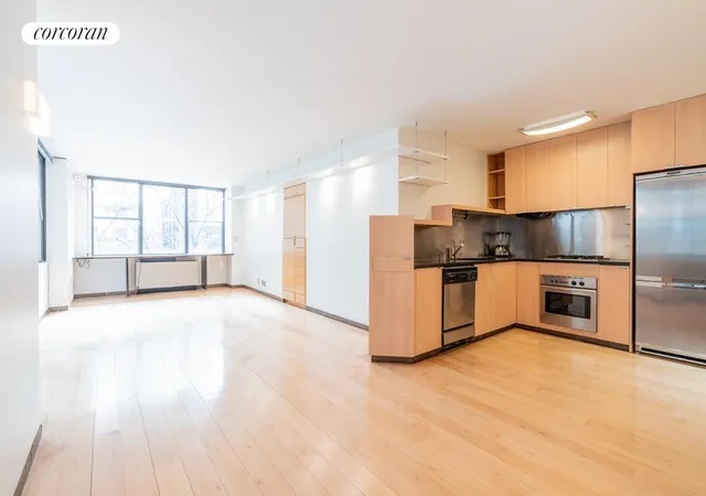 2nd image of 301 E 45Th St #3B, New York, NY 10017 | MLS# RLS20090397