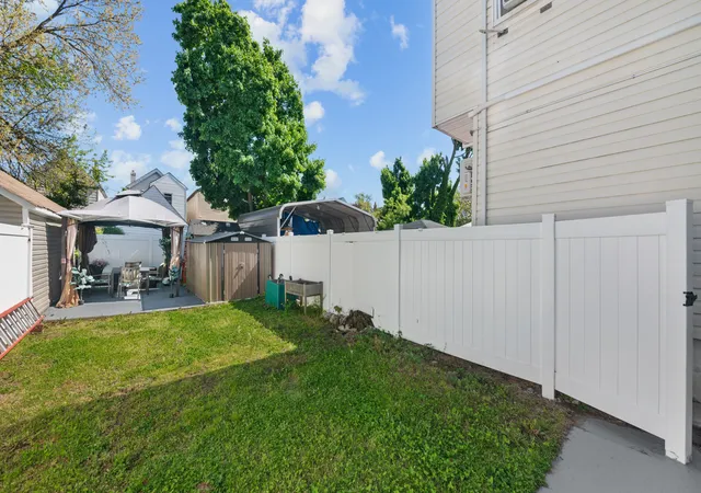 15th image of 150 72 116th Rd, Jamaica, NY 11434 | MLS# RLS20090406