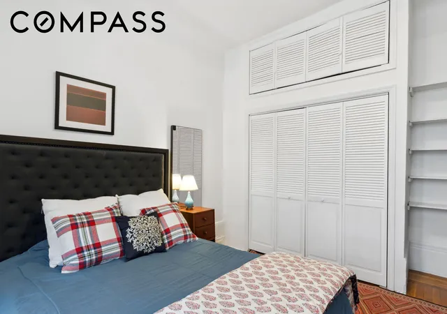 2nd image of 244 Riverside Dr, New York City, NY 10025