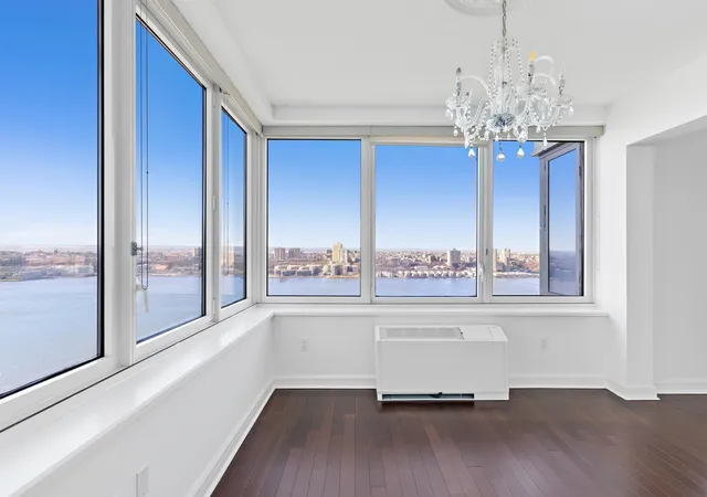 Listing Photo 3 - Condo for sale in building located at 80 Riverside Blvd, New York City, NY 10069 - Unit #37-B