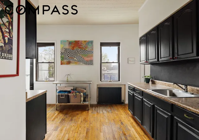 Photo 2 of House for sale at 98 Herbert St, Brooklyn, NY 11222 | MLS# RLS20090496 | Listing updated on 2026-05-12