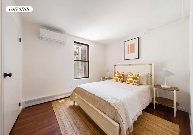 Photo 4 of House for sale at 128 S 1st Street #3B, New York City, NY 11249 | MLS# RLS20090497 | Listing updated on 2026-08-02
