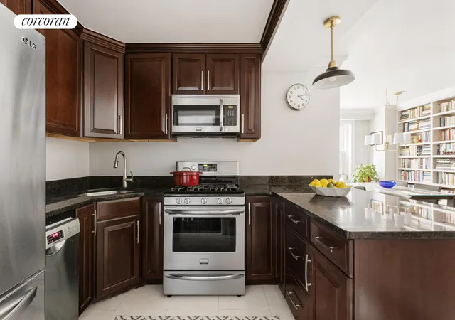 4th image of 370 E 76Th St #C207, New York, NY 10021 | MLS# RLS20090527