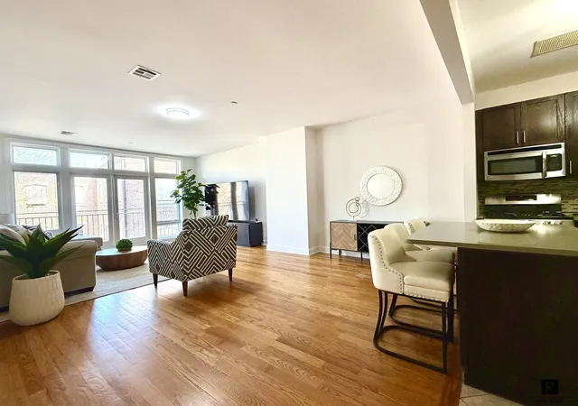 Homes for sale in New York, NY | 90 Bay St Lndg, New York, NY 10301