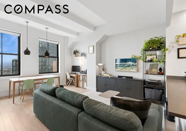 Listing Photo 4 - Condo for sale in building located at 1 Hanson Pl, Brooklyn, NY 11217 - Unit #24E