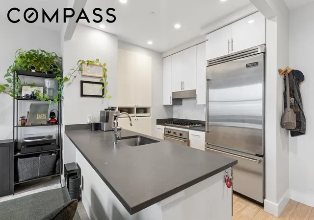Listing Photo 5 - Condo for sale in building located at 1 Hanson Pl, Brooklyn, NY 11217 - Unit #24E