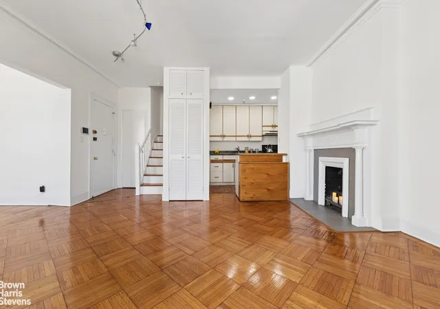 Listing Photo 5 - Condo for sale in building located at 31 Pierrepont St, New York City, NY 11201 - Unit #3B