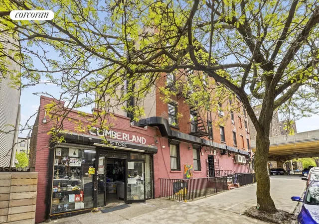 Photo 3 of Single family home for sale at 55 Cumberland St, New York City, NY 11205 | MLS# RLS20090741 | Listing updated on 2026-08-04
