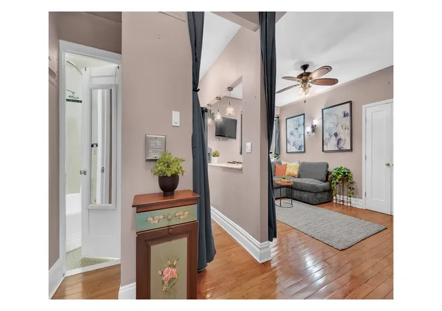 3rd image of 130 Bay Ridge Pkwy #1M, Brooklyn, NY 11209 | MLS# RLS20090770
