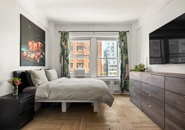 Homes for sale in New York City, NY | 433 W 34th St #9C, New York City, NY 10001 | MLS# RLS20090776