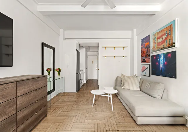 Homes for sale in New York City, NY | 433 W 34th St #9C, New York City, NY 10001 | MLS# RLS20090776