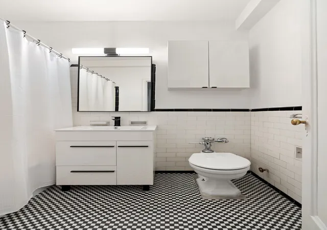 Homes for sale in New York City, NY | 433 W 34Th St #9C, New York City, NY 10001 | MLS# RLS20090776
