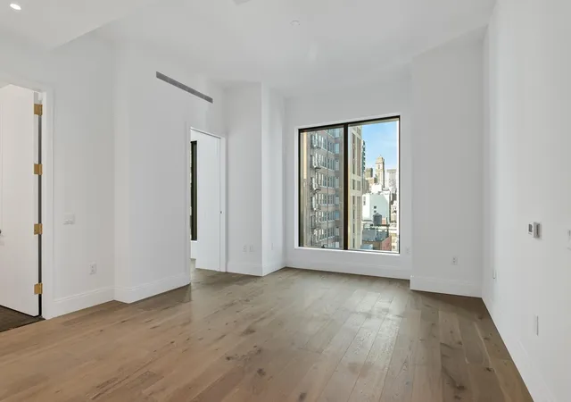 2nd image of 30 E 29Th St #19B, New York, NY 10016 | MLS# RLS20090799