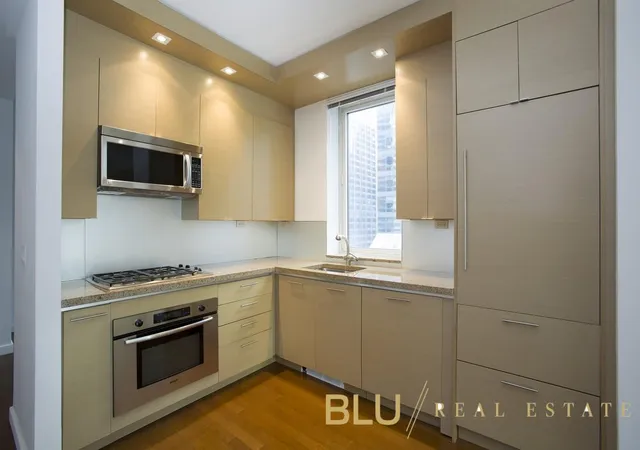 2nd image of 1600 Broadway #20-A, New York City, NY 10019 | MLS# RLS20090848