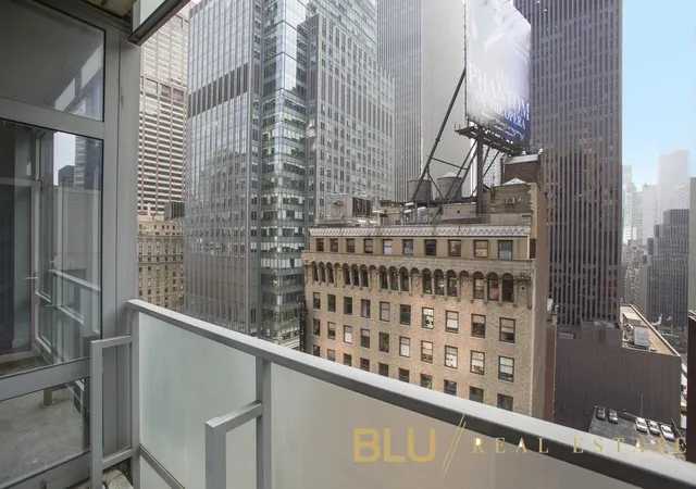 3rd image of 1600 Broadway #20-A, New York City, NY 10019 | MLS# RLS20090848