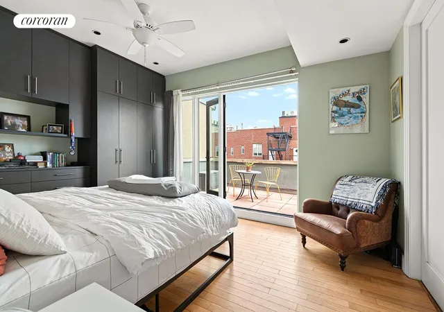 4th image of 363 16Th St, New York City, NY 11215