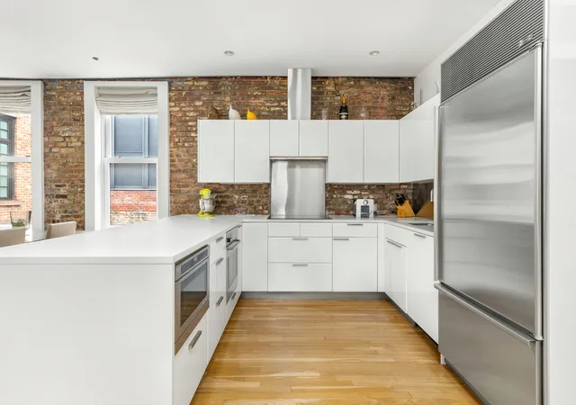 Listing Photo 4 - Condo for sale in building located at 17 Cornelia St, New York City, NY 10014 - Unit #PH3C