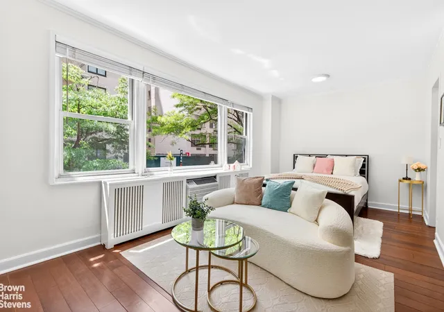 Photo 2 of Sale Pending at 167 E 67th Street #2B, New York, NY 10065 | MLS# RLS20090967 | Listing updated on 2026-07-22