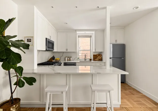 1st image of 651 Vanderbilt St #2A, Brooklyn, NY 11218 | MLS# RLS20091003
