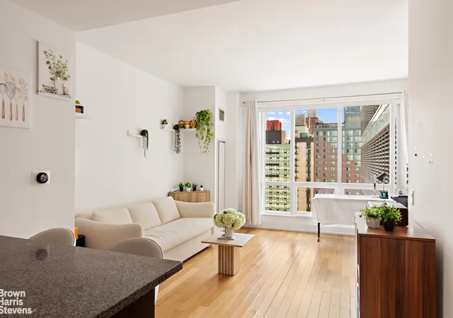 Photo 4 of House for sale at 350 W 42nd Street #28H, New York, NY 10036 | MLS# RLS20091009 | Listing updated on 2026-07-22