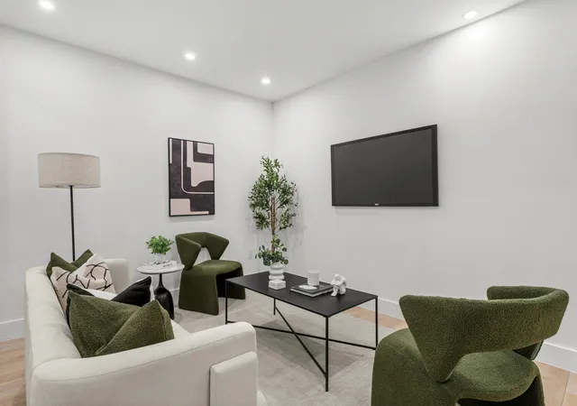 3rd image of 355 E 51St St, New York, NY 10022 | MLS# RLS20091082