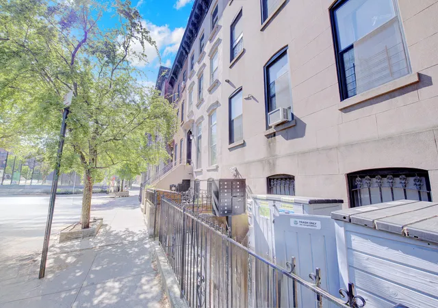 Photo 2 of Townhouse for sale at 268 Dean St, Brooklyn, NY 11217 | MLS# RLS20091094 | Listing updated on 2026-06-22